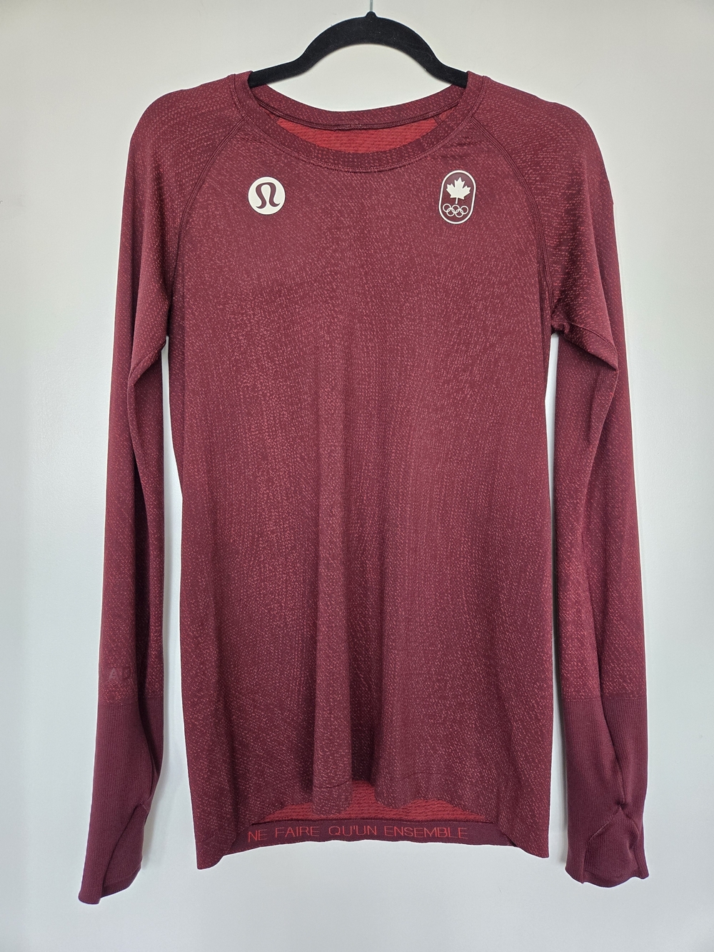 Lululemon Team Canada Swiftly Tech Long Sleeve Shirt Burgundy Red Size 10